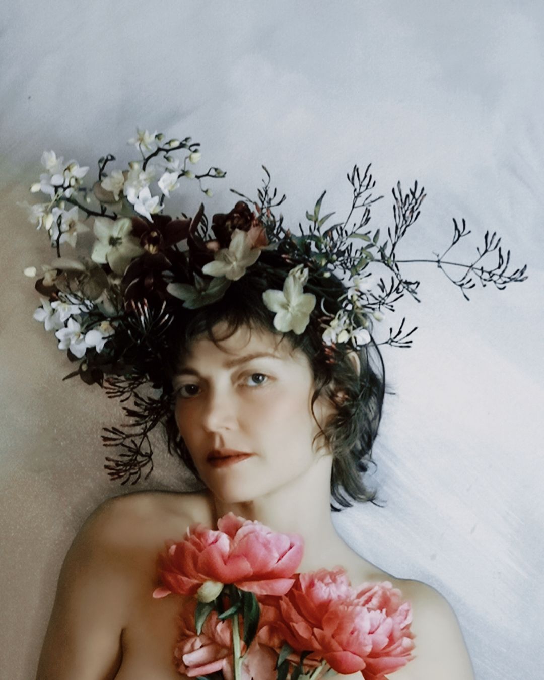 8 Gaia Elkington body shot